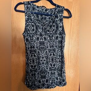 Medium Rock & Republic Navy/White Tank